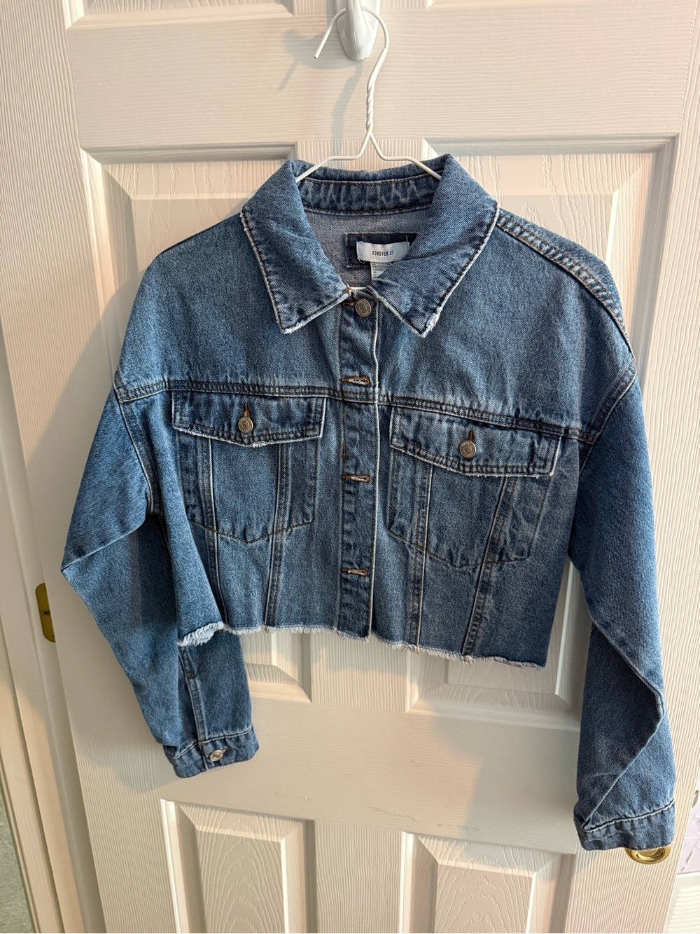 Forever 21 Cropped Denim Jacket - Classic Blue